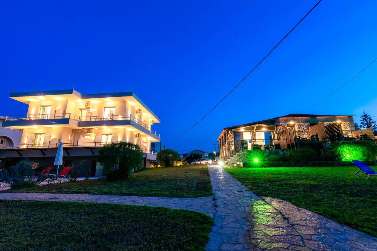 Georgia Apartments Kypseli Bagian luar foto