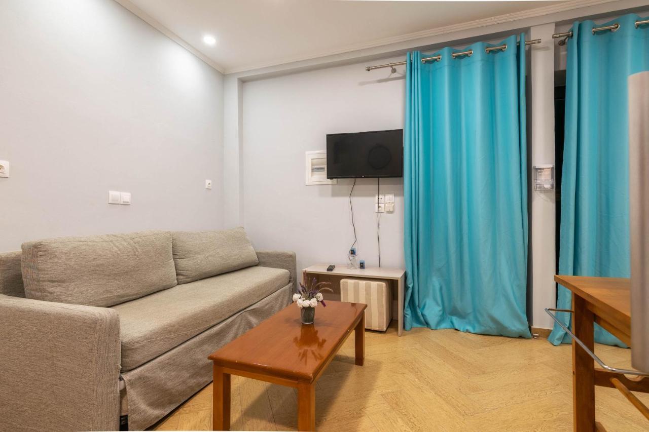 Georgia Apartments Kypseli Bagian luar foto