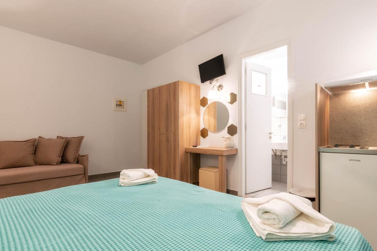 Georgia Apartments Kypseli Bagian luar foto