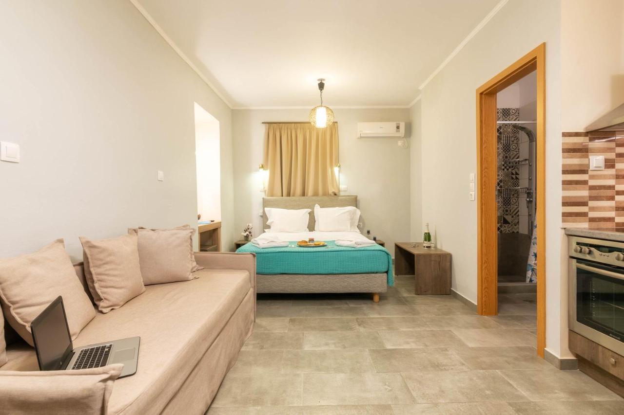 Georgia Apartments Kypseli Bagian luar foto